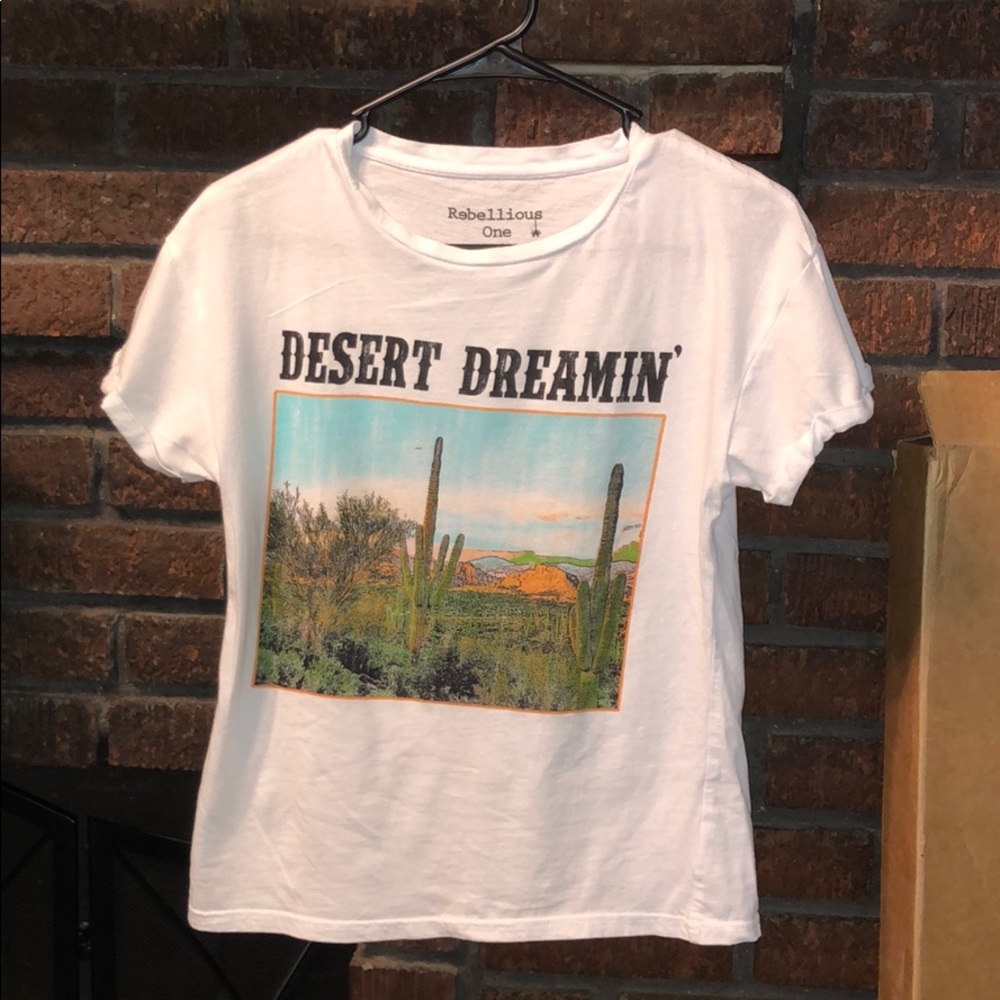 Cropped t shirt
